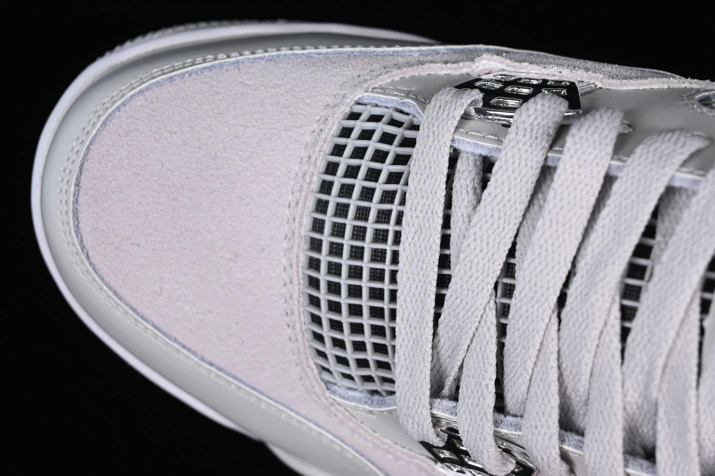 All categories Air Jordan Jordan series basketball shoes Air Jordan 4 cost-effective version Air Jordan 4 Retro "Frozen Moments" AJ4 Joe 4 electroplated silver AQ9129-001